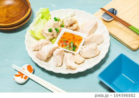 鶏むね肉のレンチン蒸し 鶏むね肉のレンチン蒸し 104396882