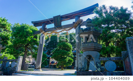 新緑の松陰神社(松下村塾) 新緑の松陰神社(松下村塾) 104404089