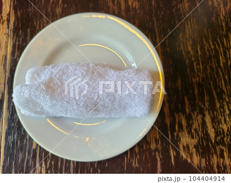 飲食店のおしぼり 飲食店のおしぼり 104404914