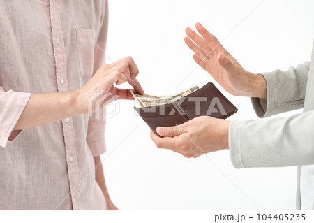 友達とお金の貸し借り 104405235