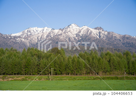 根室本線から見る芦別岳　芦別山 104406653