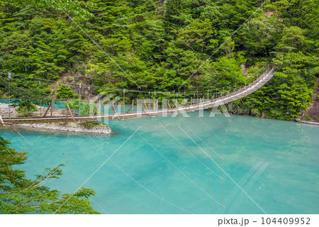 【夢のつり橋】寸又峡・静岡県 104409952