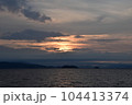 朝日と雲 104413374