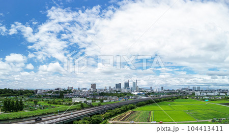「埼玉県」ドローンで見沼田んぼを空撮 「埼玉県」ドローンで見沼田んぼを空撮 104413411