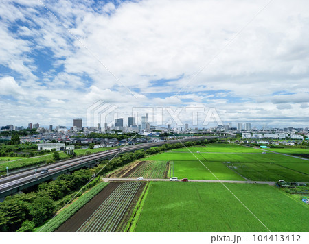 「埼玉県」ドローンで見沼田んぼを空撮 104413412