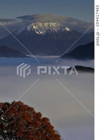明地峠の雲海 明地峠の雲海 104417465