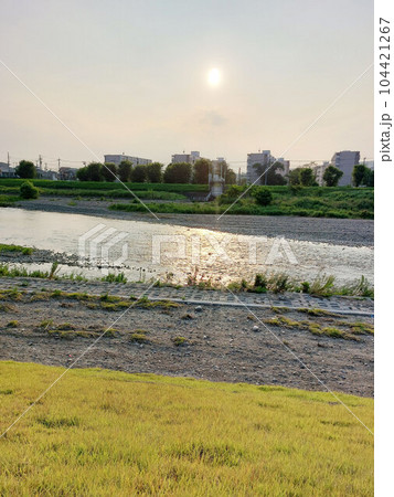 街並みと河川敷① 街並みと河川敷① 104421267