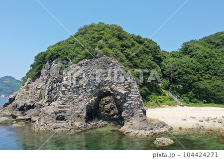 周防大島の巌門 周防大島の巌門 104424271