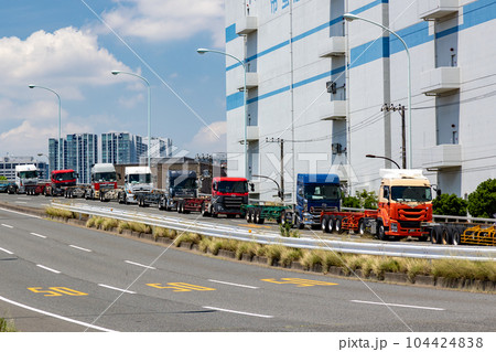 路上駐車 トラック 路上駐車 トラック 104424838
