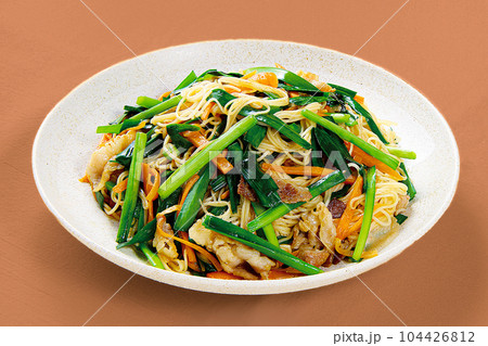 肉と野菜たっぷり中華風炒め物 肉と野菜たっぷり中華風炒め物 104426812