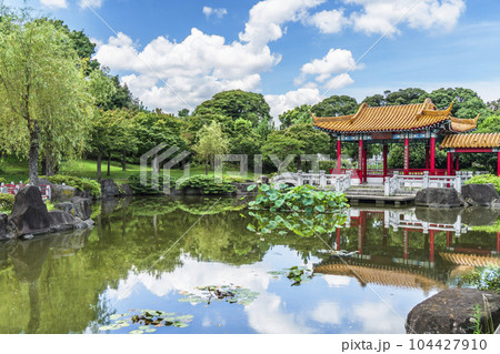 日本の中国庭園「瀋秀園」の風景【神奈川県・川崎市】 日本の中国庭園「瀋秀園」の風景【神奈川県・川崎市】 104427910