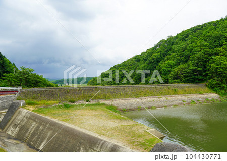 新十津川ダム（アースダム） 104430771