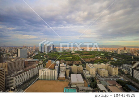 春・夏・初夏・梅雨・何とも言えないこの季節、大阪城界隈、大阪府庁、NHK大阪、谷町筋、大阪を歩く 104434929