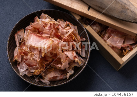 本枯れ節削り節 本枯れ節削り節 104436157