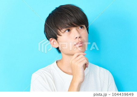 男子中学生のポートレート 男子中学生のポートレート 104439649