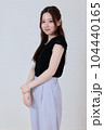 若い女性 104440165