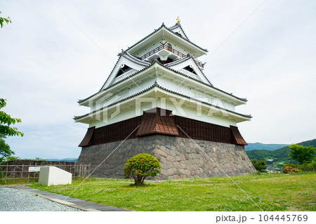 上山城　天守閣 104445769