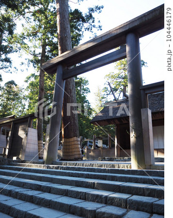 伊勢神宮の鳥居 伊勢神宮の鳥居 104446179