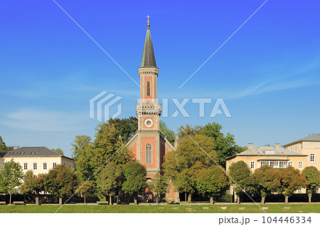 Lutheran Church Christuskirche on Elisabethkai in the city of Salzburg, in the right old town. Historical building from the year 1867, and first Protestant church in the Province of Salzburg, Austria. 104446334