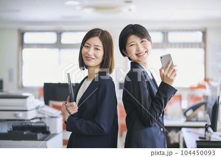 会社員　新人教育　OJT 104450093