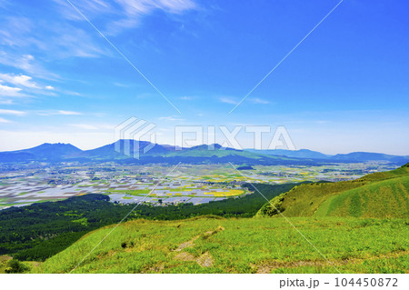 【熊本県】阿蘇の絶景大観峰 【熊本県】阿蘇の絶景大観峰 104450872