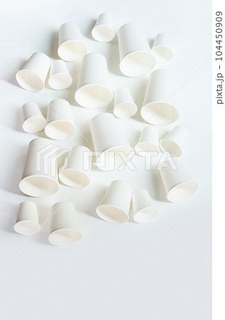 Different sizes take away coffee cups mock up, monochrome image. 104450909