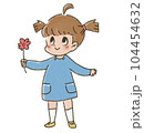 お花をあげる小さい女の子 104454632