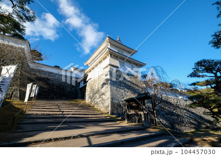 福島県　二本松市　冬　二本松城・霞ヶ城　箕輪門 104457030