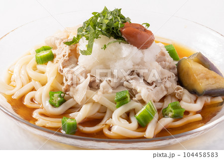 梅おろし豚しゃぶ冷やしうどん 104458583