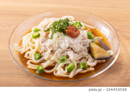 梅おろし豚しゃぶ冷やしうどん 104458589