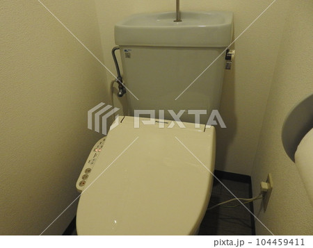 toilet　トイレ　トイレの空間 104459411