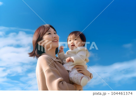 青空の下のママと赤ちゃん2　AI生成画像 104461374