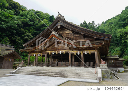 えびす様の総本　美保神社（島根県松江市美保関） 104462694