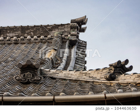 取り壊された久昌寺本堂の屋根の景色 取り壊された久昌寺本堂の屋根の景色 104463630