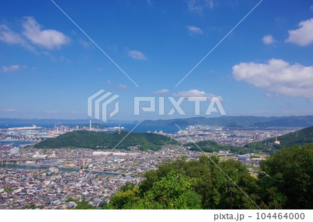 香川県　青ノ山から玉野市・坂出市・五色台方面を望む 104464000