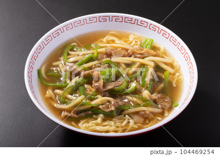 ルースー麺　(細切り肉炒め麺) 104469254