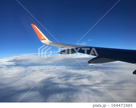 飛行機 飛行機 104471985