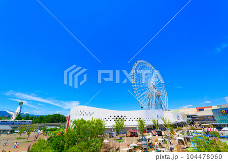 【大阪府】7月・青空の休日に家族でエキスポシティでショッピング 【大阪府】7月・青空の休日に家族でエキスポシティでショッピング 104478060