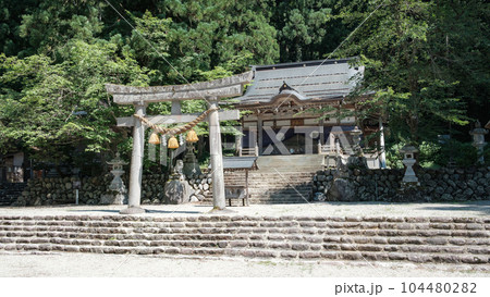 夏の白川郷:白川八幡神社 夏の白川郷:白川八幡神社 104480282