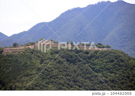 立雲峡 第2展望台から望む竹田城跡(兵庫県 朝来市 竹田城跡) 立雲峡 第2展望台から望む竹田城跡(兵庫県 朝来市 竹田城跡) 104482008