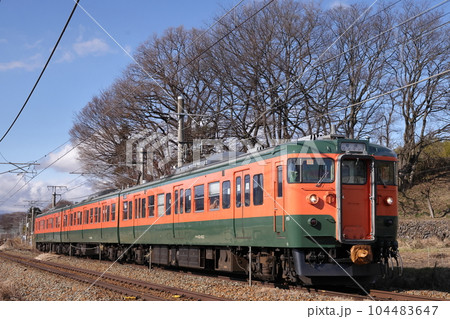 しなの鉄道 国鉄形電車115系 湘南色 104483647
