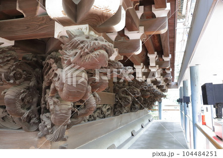 帝釈天題経寺　帝釈堂内殿の彫刻ギャラリー 104484251