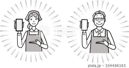 スマホのアプリを案内する店員さん スマホのアプリを案内する店員さん 104486163