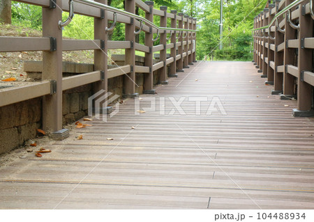 木製の長いスロープ(韓国) 木製の長いスロープ(韓国) 104488934