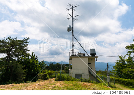 埼玉県皆野町 美の山山頂の送信施設 埼玉県皆野町 美の山山頂の送信施設 104489961