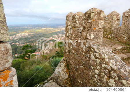 ポルトガルの世界遺産、シントラのムーア城跡(Sintra of Portugal) ポルトガルの世界遺産、シントラのムーア城跡(Sintra of Portugal) 104490064