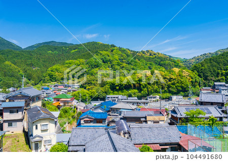 奈良県桜井市　初瀬街並みの眺望 104491680