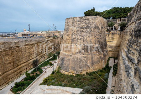 Malta, Valletta, Thick fortification to protect the City 104500274