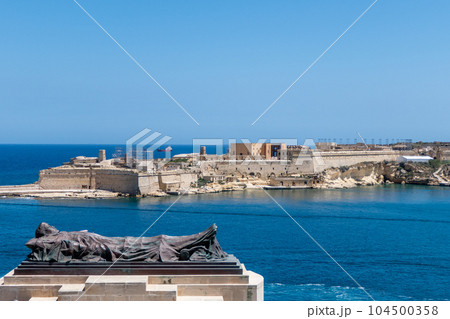 Malta, Valletta, Monument to the Unknown Soldier, Lower Barrakka Gardens 104500358