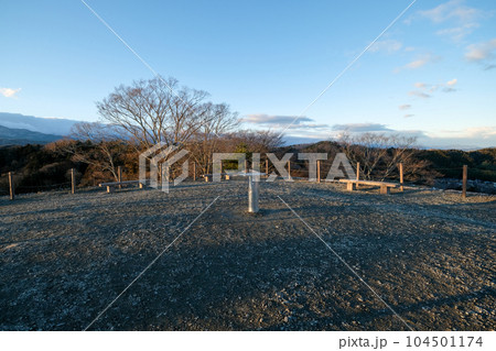 福島県　冬　二本松城・霞ヶ城　本丸天守台 104501174